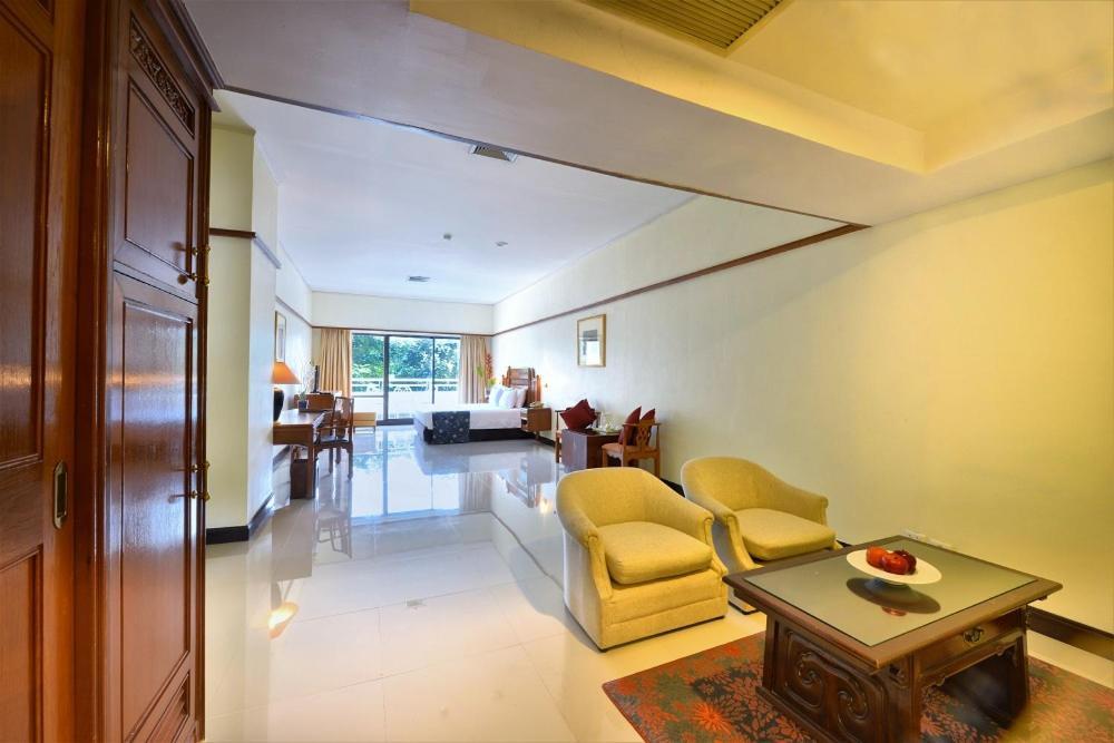 Loei Palace Hotel Exterior photo